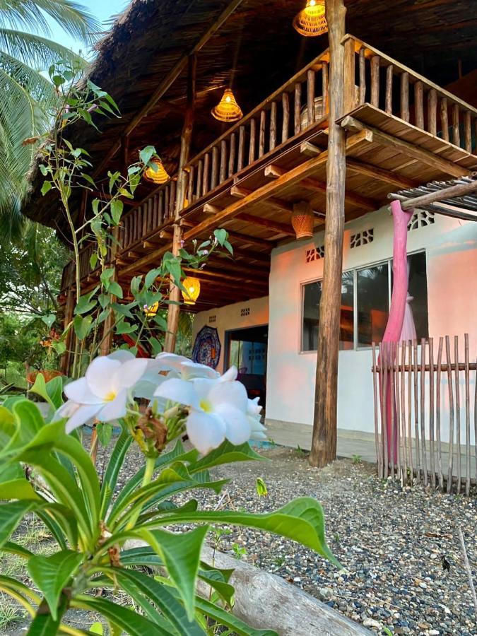 Playa Jaguar - Beach Club Monitos Екстер'єр фото